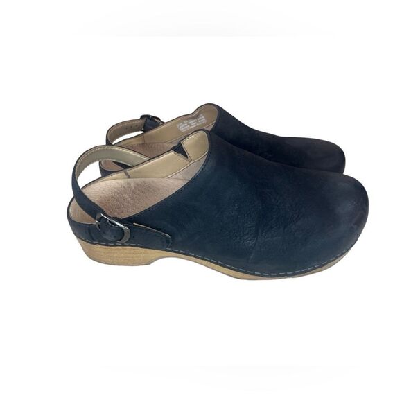 Dansko berry black burnished suede shoes Size 38 or 7.5-8 - Picture 4 of 10